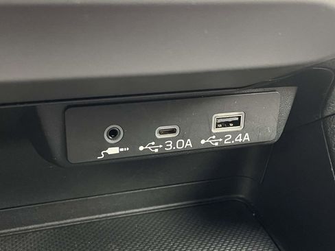 Used 2024 Subaru Crosstrek 2.0i Premium image 18