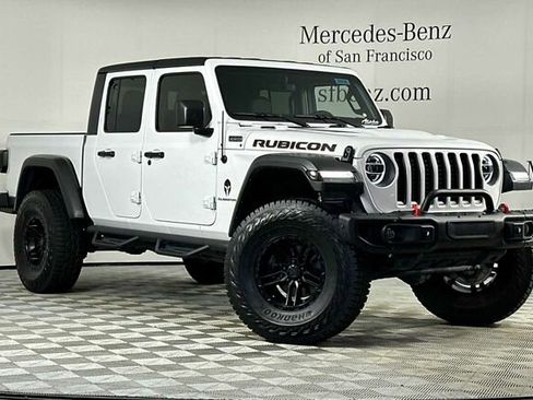 Used 2021 Jeep Gladiator Rubicon image 2