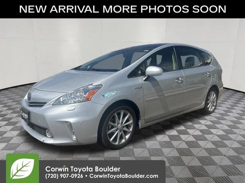Used 2014 Toyota Prius V Five FWD image 3