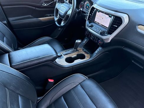 Used 2019 GMC Acadia Denali w/ Technology Package image 18