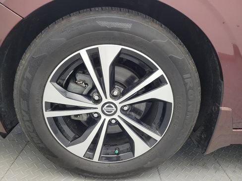 Used 2022 Nissan Sentra SV FWD image 31