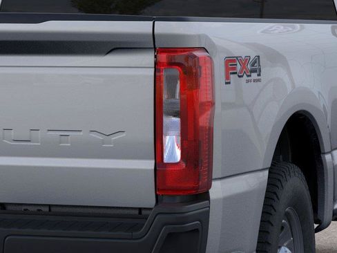New 2024 Ford F350 XL w/ FX4 Off-Road Package AWD/4WD image 21
