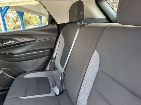Used 2025 Chevrolet TrailBlazer LT image 29
