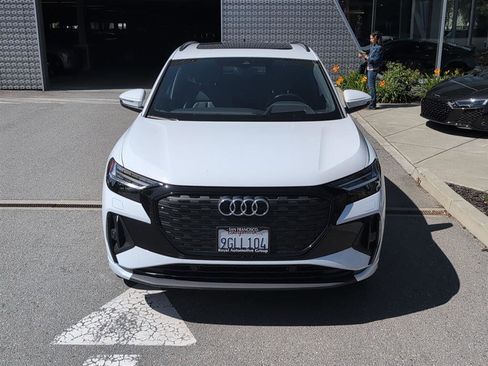 Used 2023 Audi Q4 e-tron Prestige w/ Black Optic Package AWD/4WD image 3