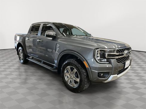 Used 2025 Ford Ranger XLT w/ Equipment Group 301A High AWD/4WD image 3