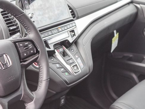 Used 2026 Honda Odyssey EX-L image 21