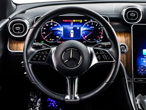 Certified 2025 Mercedes-Benz GLC 300 image 19