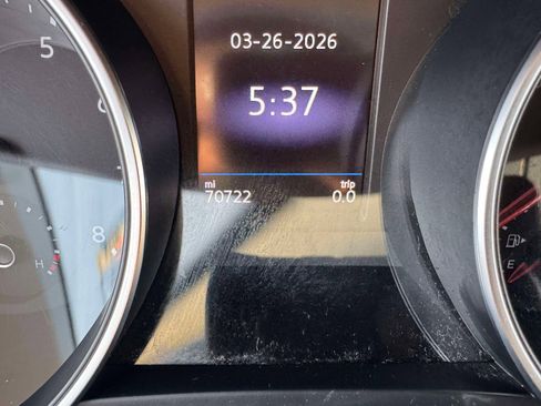 Used 2020 Volkswagen Tiguan SE w/ Panoramic Sunroof Package image 40