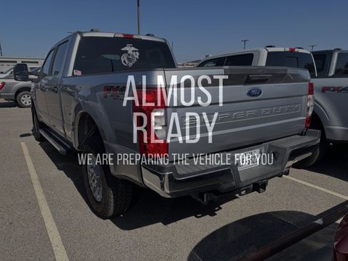 Used 2022 Ford F250 XL w/ STX Appearance Package AWD/4WD image 3