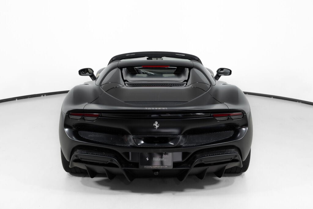 Used 2025 Ferrari 296 GTS RWD image 7