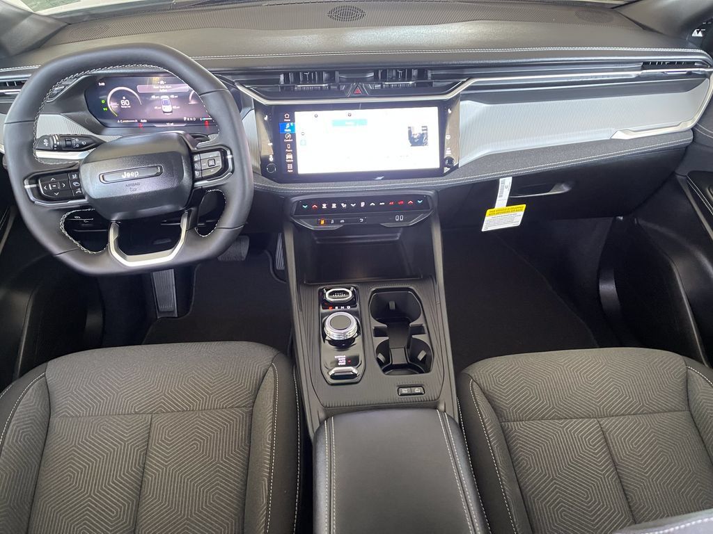 New 2026 Jeep Cherokee Laredo AWD/4WD image 10