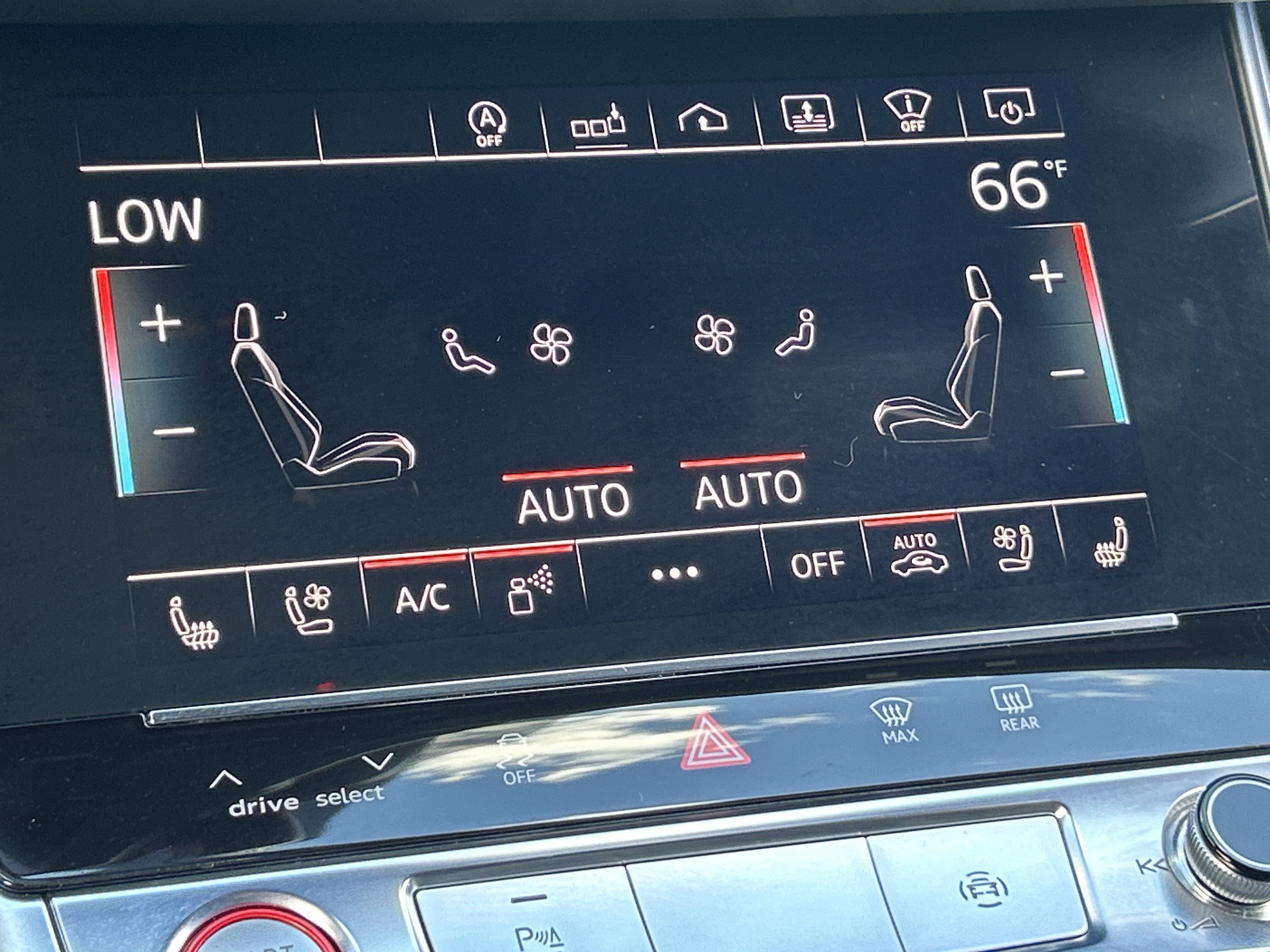 Used 2020 Audi S6 Prestige w/ Prestige Package AWD/4WD image 23