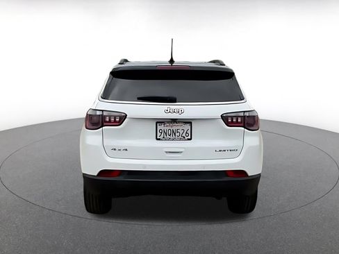 Used 2025 Jeep Compass Limited AWD/4WD image 12