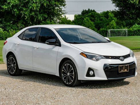 Used 2015 Toyota Corolla S FWD image 7