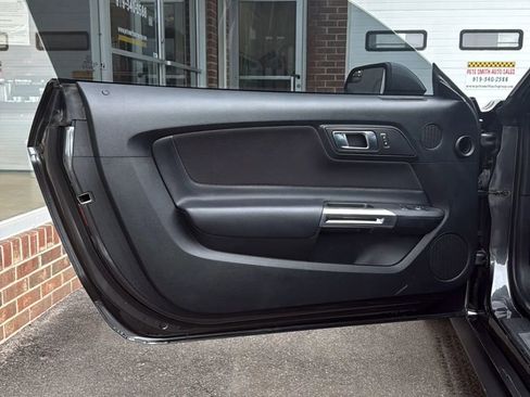 Used 2020 Ford Mustang GT w/ Equipment Group 301A image 11