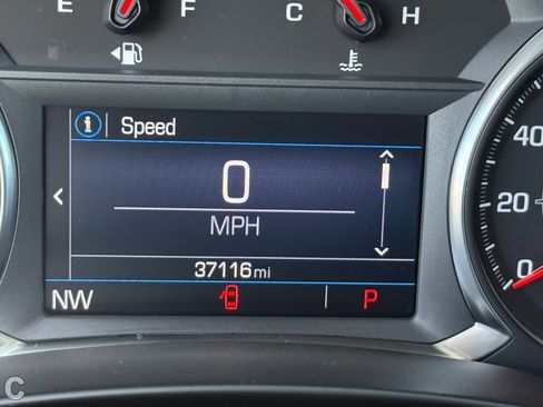 Certified 2022 GMC Terrain SLE image 30