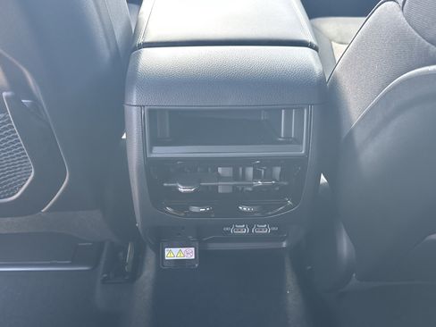 New 2026 Jeep Grand Cherokee Laredo X image 17