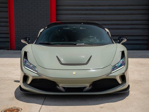 Used 2020 Ferrari F8 Tributo RWD image 8