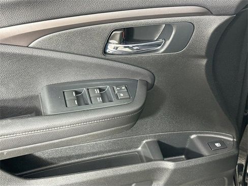 Used 2022 Honda Pilot Sport image 23