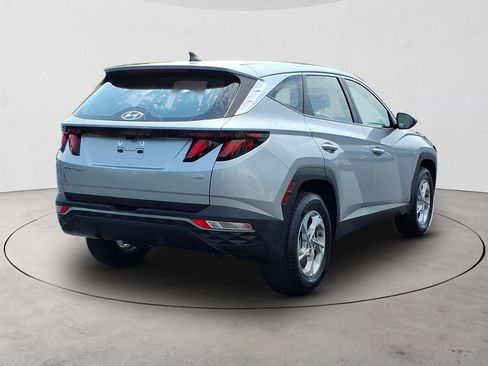 Used 2023 Hyundai Tucson SE AWD/4WD image 4