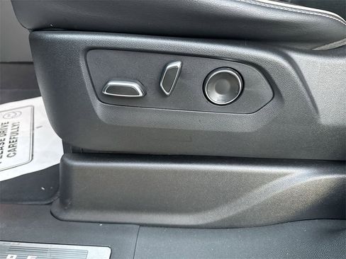 Used 2024 Cadillac Escalade ESV Premium Luxury w/ Performance Package image 14