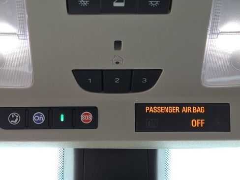 Used 2020 Buick Envision Essence w/ Experience Buick Package FWD image 22