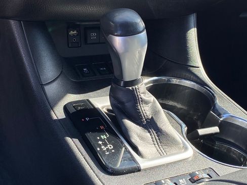 Used 2017 Toyota Highlander Limited Platinum image 21