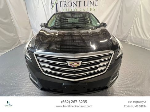 Used 2017 Cadillac XT5 Luxury w/ Driver Awareness Package AWD/4WD image 2