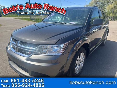 Used 2016 Dodge Journey SE w/ Flexible Seating Group FWD image 1