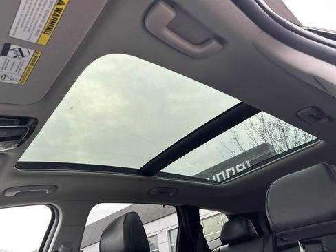 Certified 2023 Hyundai Santa Fe SEL w/ Premium Package image 28