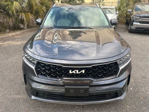 Used 2022 Kia Sorento S FWD image 4