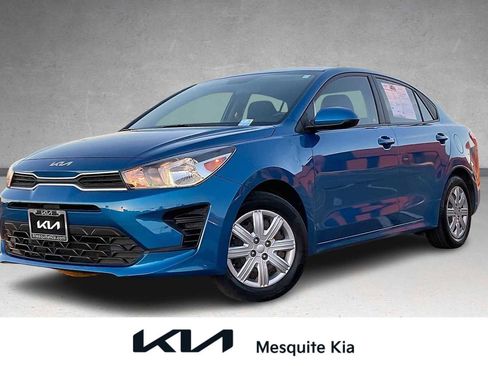Certified 2022 Kia Rio S image 1