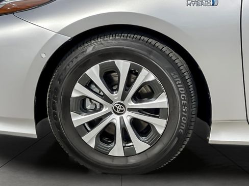 Certified 2021 Toyota Prius Prime Limited w/ Carpet Mat Package (TMS) image 25