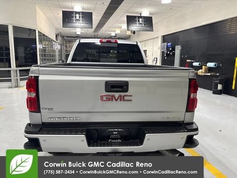 Used 2018 GMC Sierra 2500 Denali w/ Duramax Plus Package AWD/4WD image 7