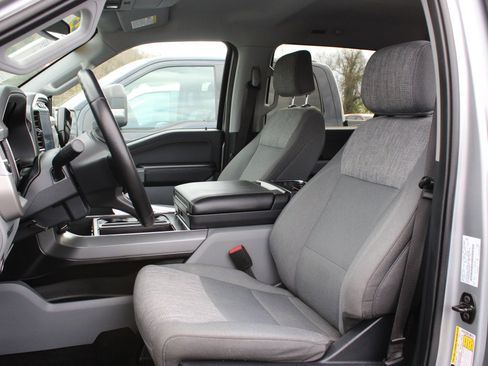 Used 2022 Ford F150 XLT w/ Equipment Group 302A High image 15