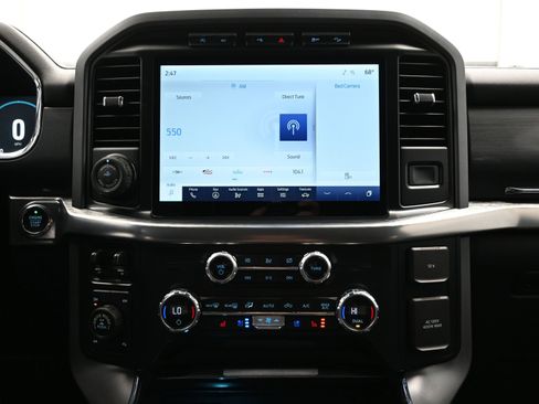 Used 2021 Ford F150 Lariat image 16