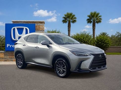 Used 2023 Lexus NX 350 AWD image 7