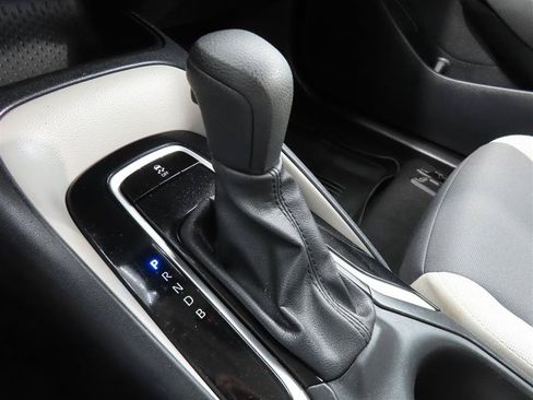 Used 2024 Toyota Corolla LE FWD image 24