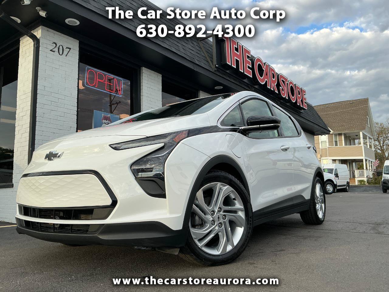Used 2023 Chevrolet Bolt LT w/ Driver Confidence Package FWD image 1