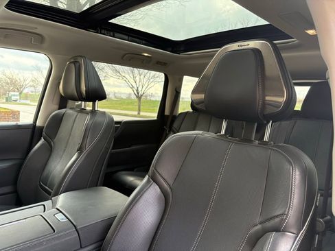 Used 2025 INFINITI QX80 Sensory image 26