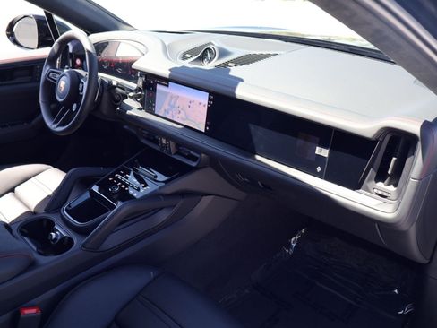 New 2026 Porsche Cayenne GTS AWD/4WD image 25