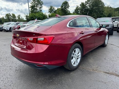 Used 2018 Chevrolet Malibu LT FWD image 5