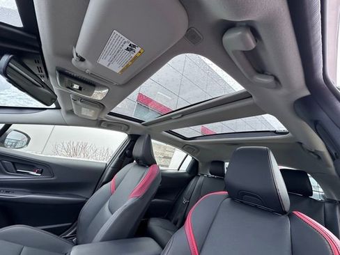 New 2026 Toyota Prius XSE image 19