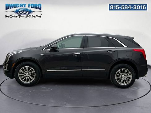 Used 2018 Cadillac XT5 Luxury image 2