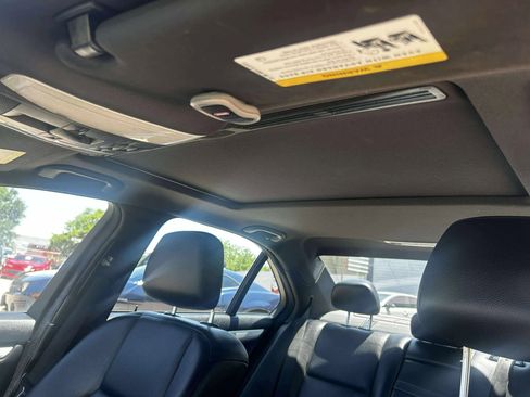 Used 2013 Mercedes-Benz C 250 Sedan image 18