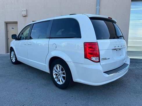 Used 2018 Dodge Grand Caravan SXT FWD image 9