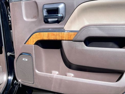 Used 2017 GMC Sierra 1500 SLT image 25