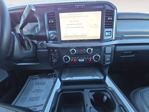 Certified 2025 Ford F350 Platinum w/ Tremor Off-Road Package image 10
