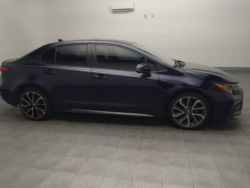 Used 2020 Toyota Corolla XSE FWD image 11