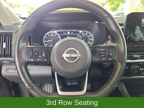 Used 2022 Nissan Pathfinder SL w/ SL Premium Package FWD image 10